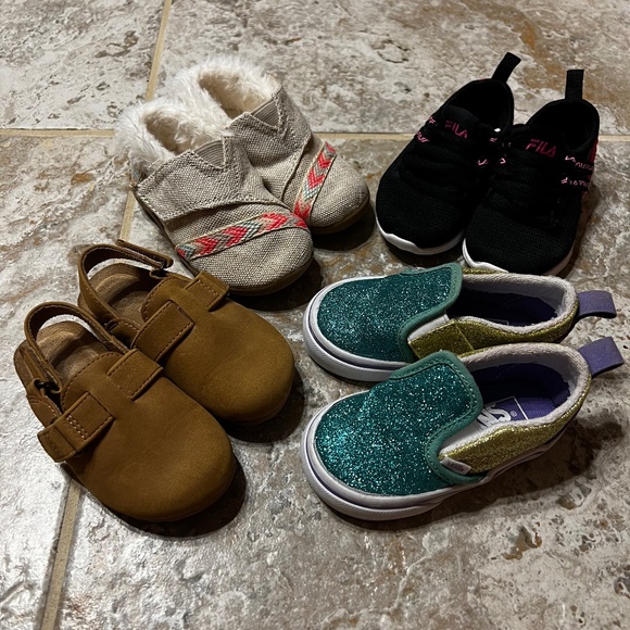 Mix Other - Toddler girl  size 5/6 bundle